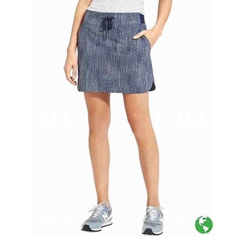 Athleta Batik Mini Skort in size 8